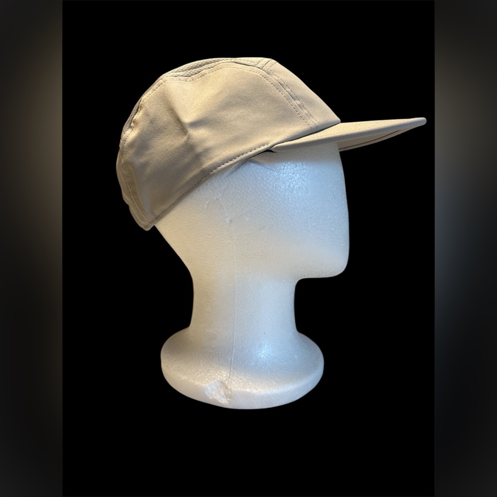 VRST Men's 5 Panel Enthusiast Cap NWT Snapback Closure‎ Grey Breathable